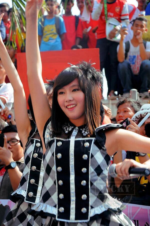 Gerakan Perubahan seifuku/costum jkt48