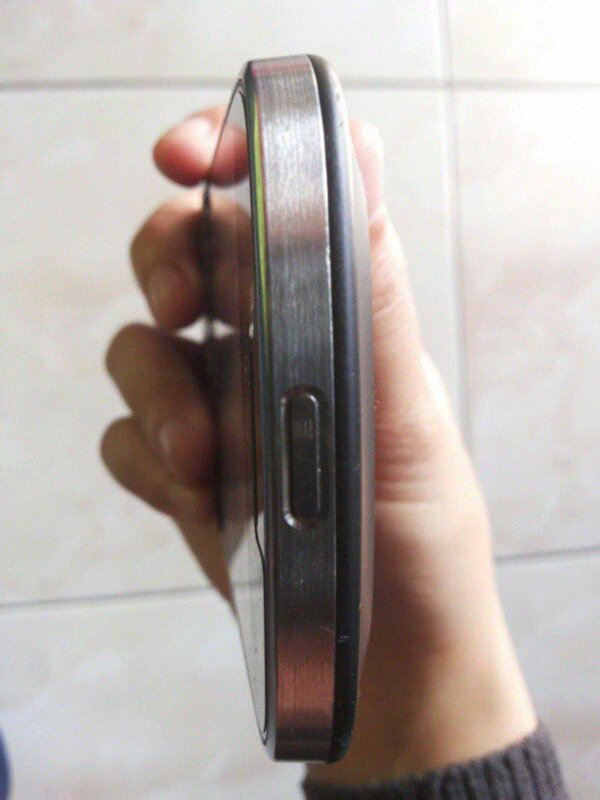 JUAL BLACKBERRY 9930 aka MONTANA (kembaran Dakota)