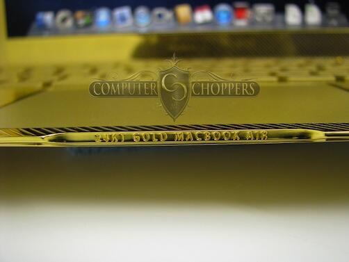 Macbook Pro Berlapis Emas 24K