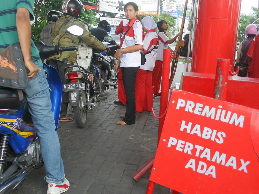 Ane Mau Coba Rasa Jajanan yg Lagi H.O.T Gan!