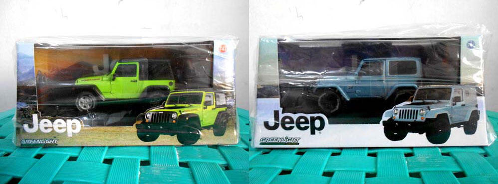 Jeep Wrangler Scale 1:43 Warna Biru & Hijau