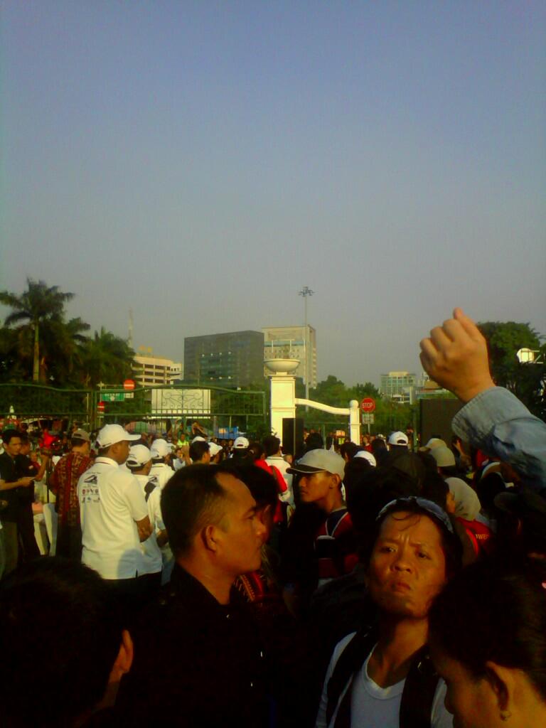 suasana kemeriahan Jakarta Night Festival & HUT DKI Jakarta 22 Juni 2013