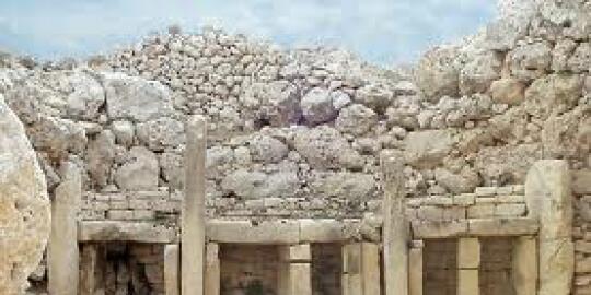 10 Situs sejarah yang penuh misteri