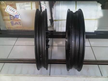 Dicari Velg Lebar untuk New Megapro
