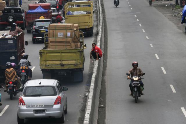 Kumpulan Photo2 Pelanggaran Lalu Lintas di Indonesia