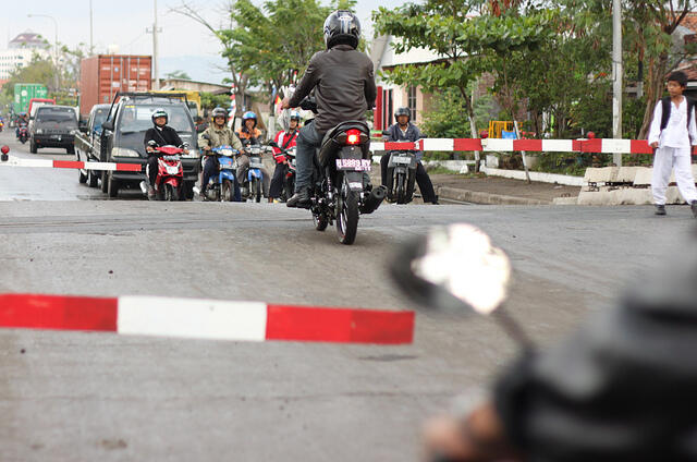 Kumpulan Photo2 Pelanggaran Lalu Lintas di Indonesia