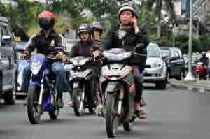 Kumpulan Photo2 Pelanggaran Lalu Lintas di Indonesia