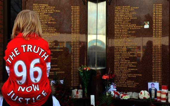 Kronologi Tragedi Hillsborough =&gt; Pecinta &quot;THE KOP&quot; wajib masuk.