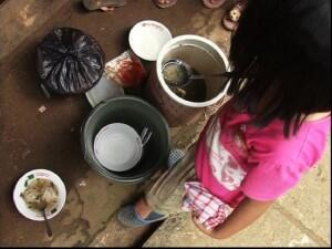 Siti Penjual Bakso berusia 7 Tahun