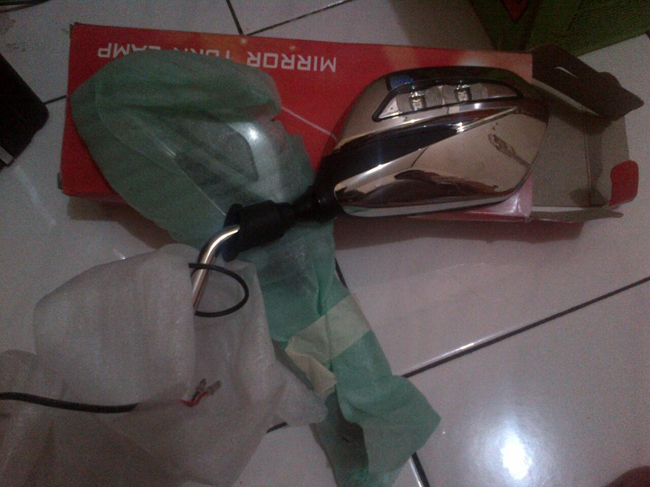 Wts Spion LED Vario 125 ISS muluuss..motor baru kluar dealer....