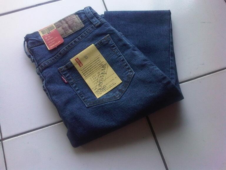 Jual Jual celana jeans Levis dan Wrangler replika origina 