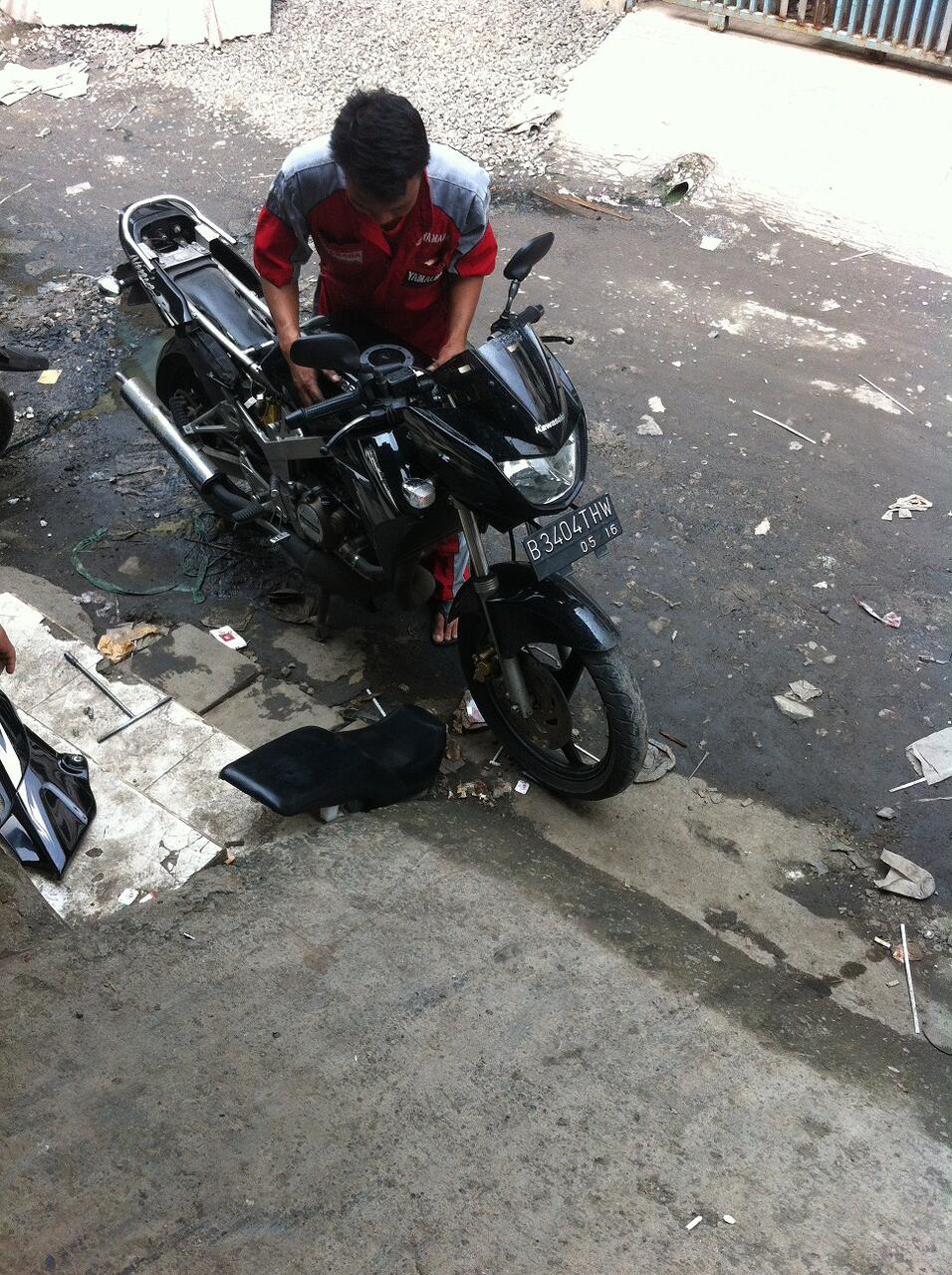 ORANG DELER YAMAHA REPAIR NINJA PICT++