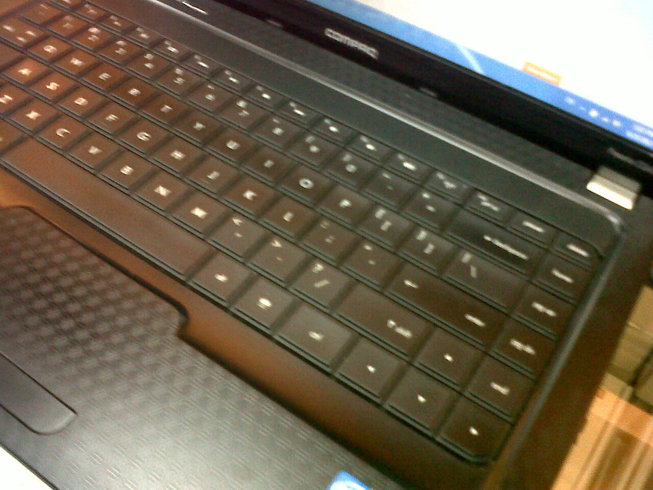 COMPAQ PRESARIO CQ42 i3-330M