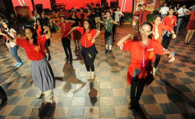PIC--flashmob menggoyang PRJ