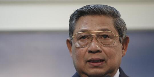 Soal kabut asap 4 menteri bersikap tegas, SBY malah minta maaf