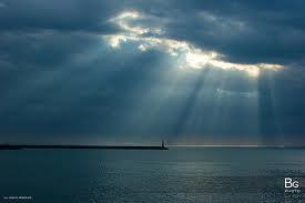 Keindahan Crepuscular Rays