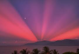 Keindahan Crepuscular Rays