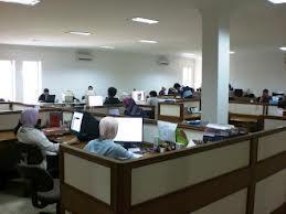 BUTUH KARYAWAN STAFF ADM SEGERA FRESH GRADUATED
