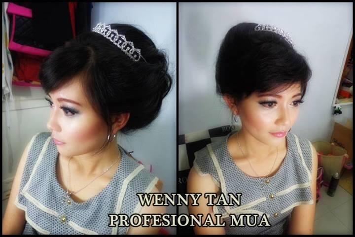 Jasa Professional Make Up Artist & Hair Do : Wenny Tan