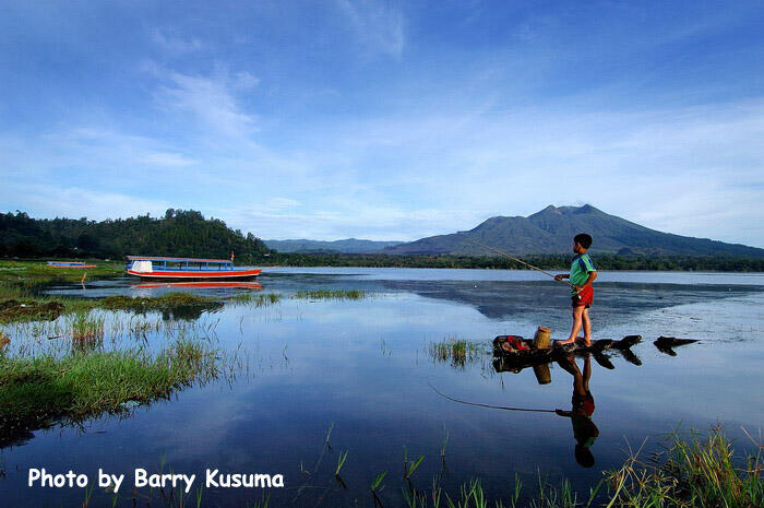 Liburan sambil Berkarya..