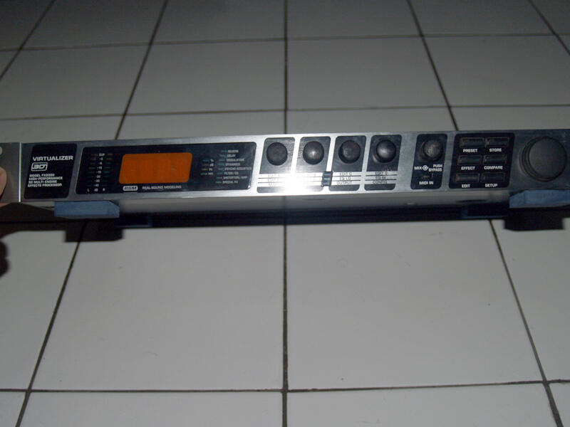 Terjual Jual Vocal Effect Behringer Virtualizer 3D FX2000 