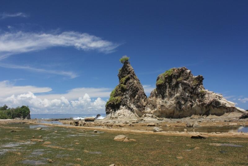 Foto Pantai-Pantai Indah di Pulau Jawa