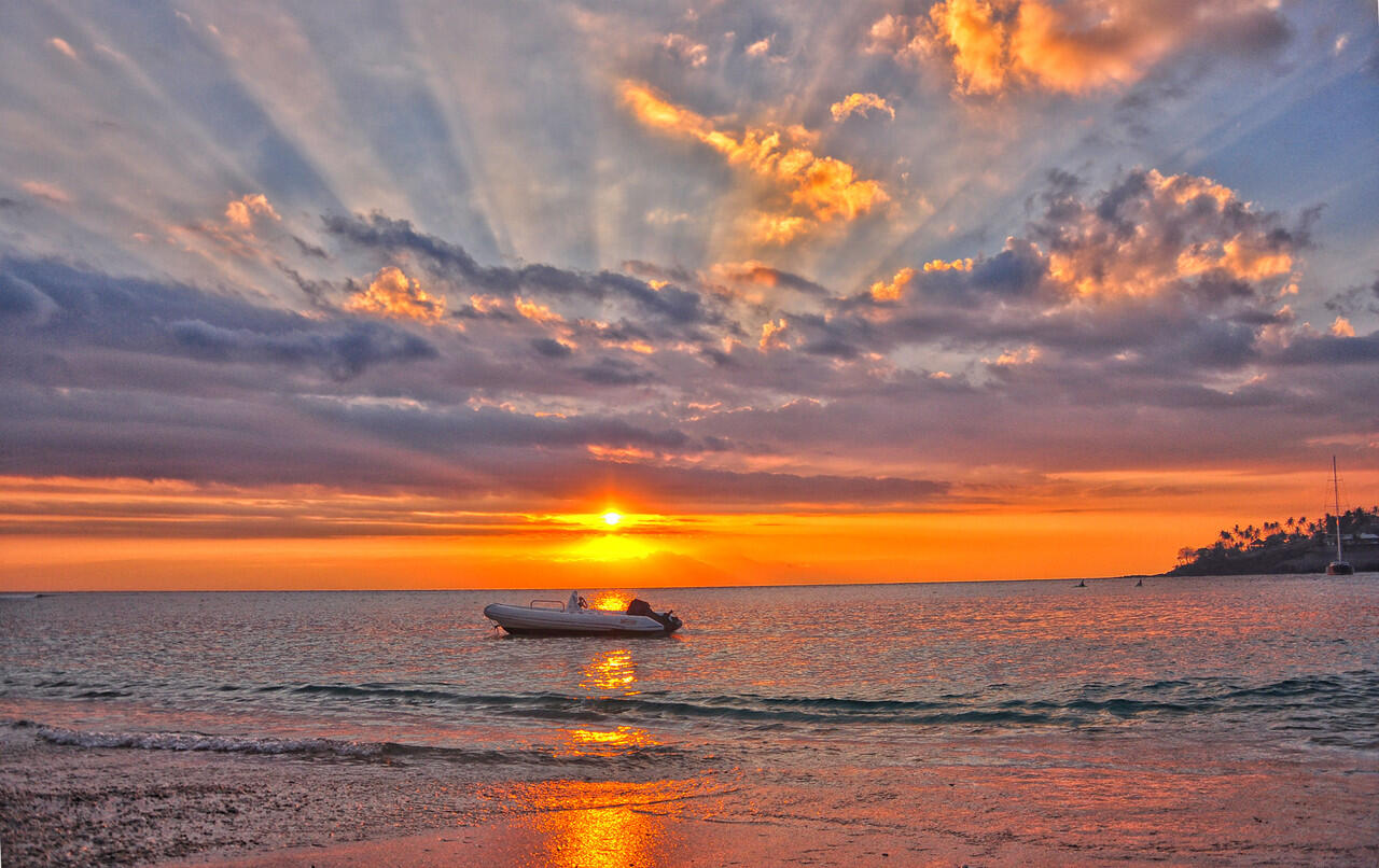 indahnya lombok di kala sunset