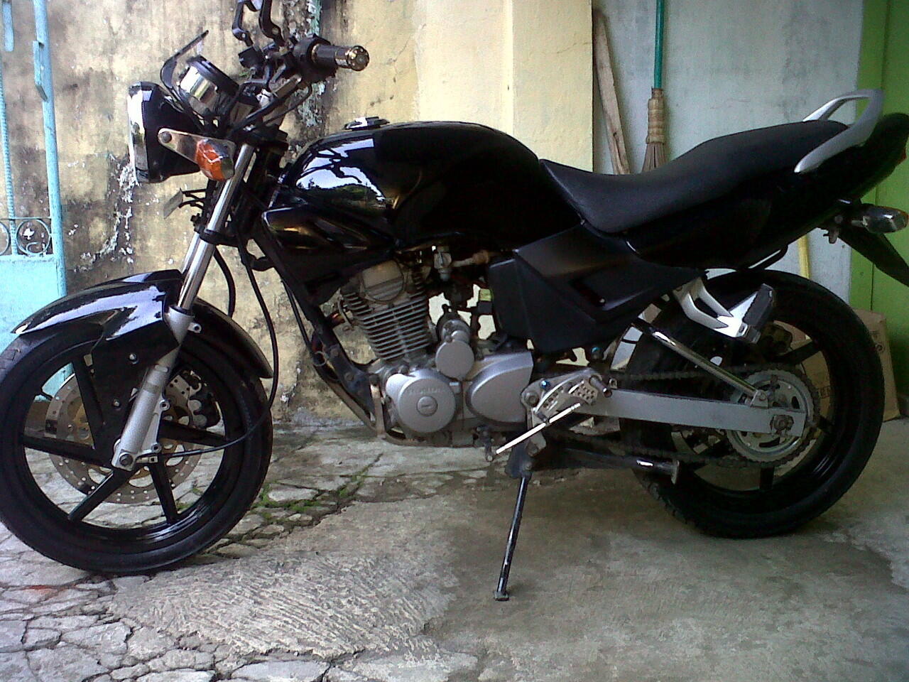 Terjual Dijual Honda Tiger Modif 2002 Bandung KASKUS