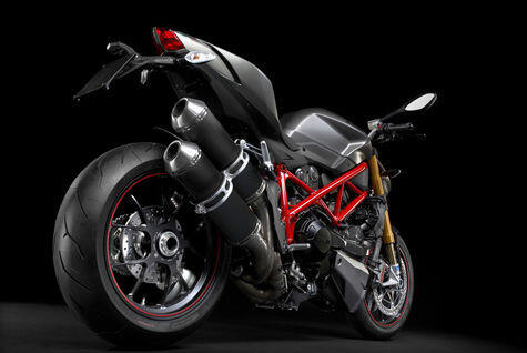 Inilah 8 Sport Naked Bike 800cc Tersangar