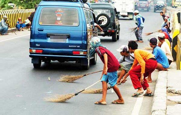 tukang sapu jalan perbatasan indramayu subang