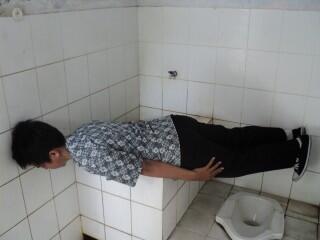 Ini nih FOTO-FOTO planking yang unik &#91;ngakak inside&#93; #lol