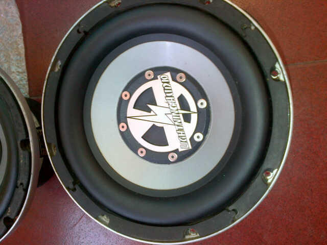 2nd Subwoofer Lightning Audio S3.10.VC2 Strike VC.2.10"