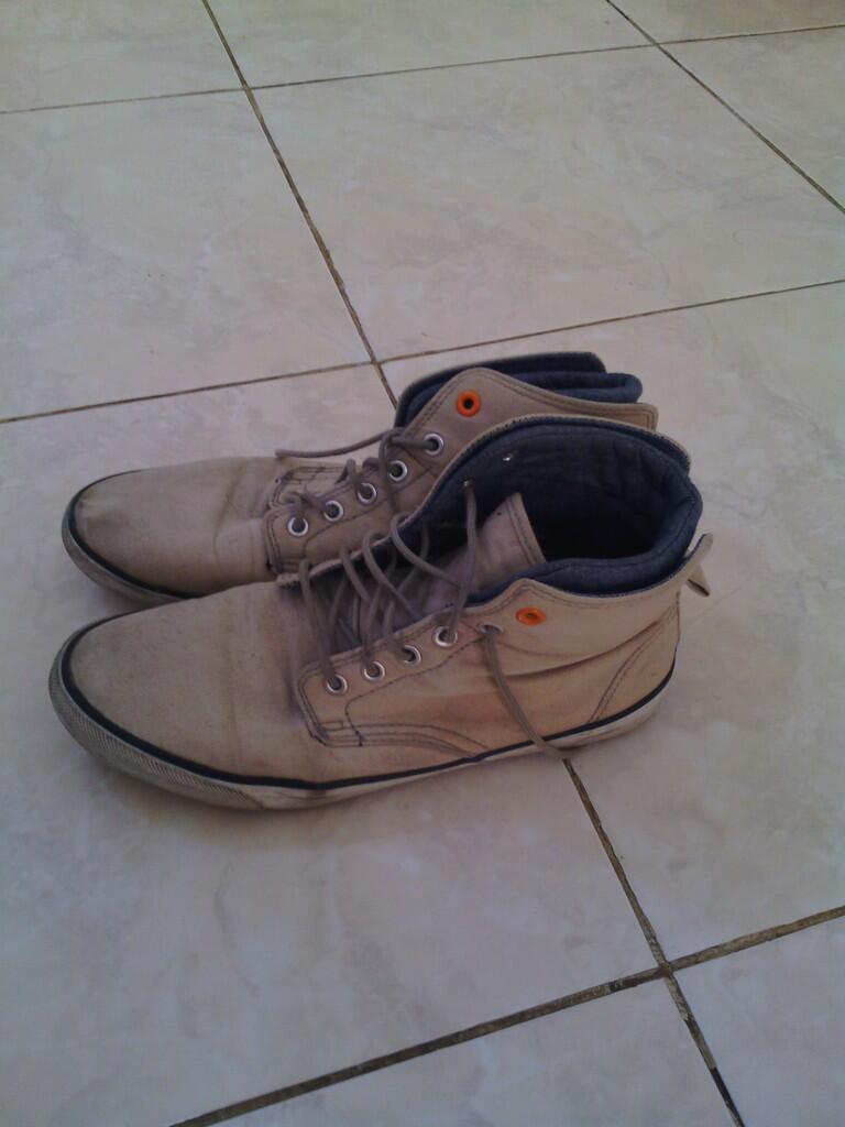 Terjual Pull  and Bear  Shoes Ori dan Everlast Shoes ORI 