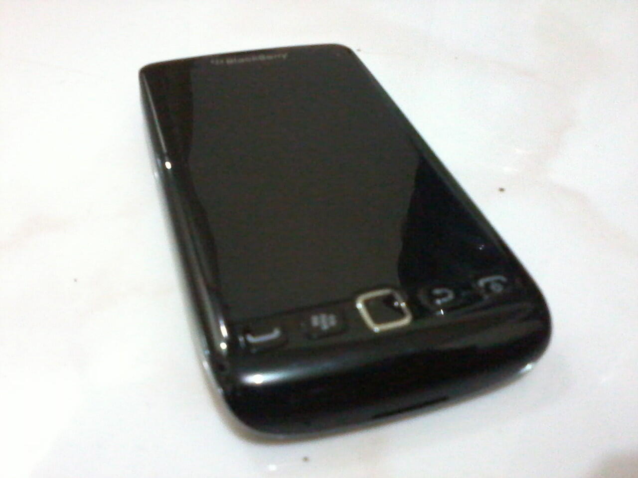 Blakberry Monza 9860 masih muluss