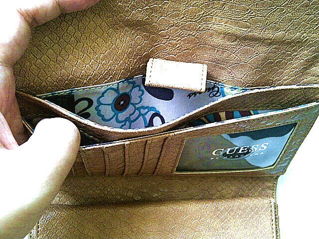 Dompet Purse Guess Trifold Original