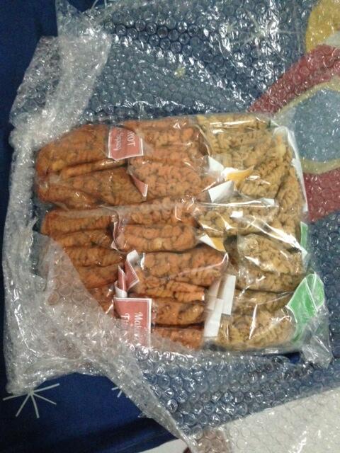 MakaroniHOT ~ Cemilan Yang Cocok Menemani Waktu Santai Anda
