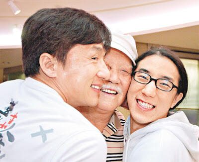 Foto-foto Jackie Chan Bersama Anaknya