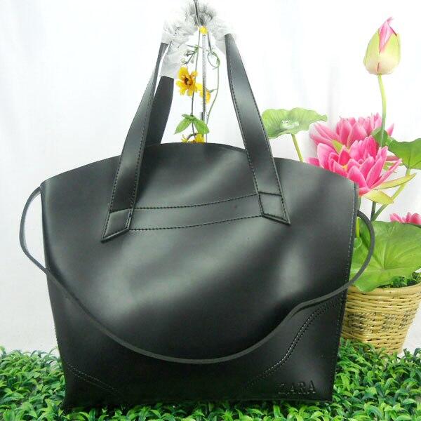 Tas Burberry,Cartier,Chanel,Zara,Dior,Furla,Hermes,Louis Vuitton,Prada,Versace,Webe