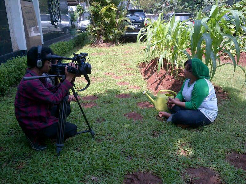 &#91;FR&#93; Kegiatan Bekasi Berkebun
