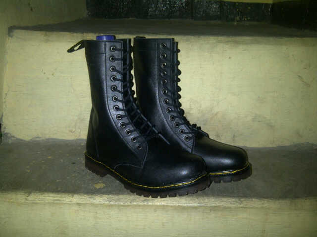 SEPATU DR.MARTEENS (DOCMART) LENGKAP (MURMER) MAN & WOMEN