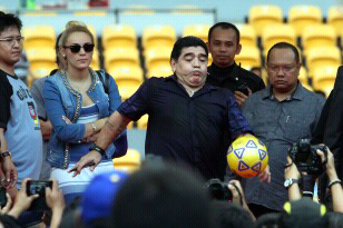 Kronologi Ngambek nya Maradona