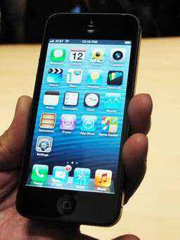 New jual apple iphone:4s 16gb baru msh kemasan tersegel gsm.100% asli original