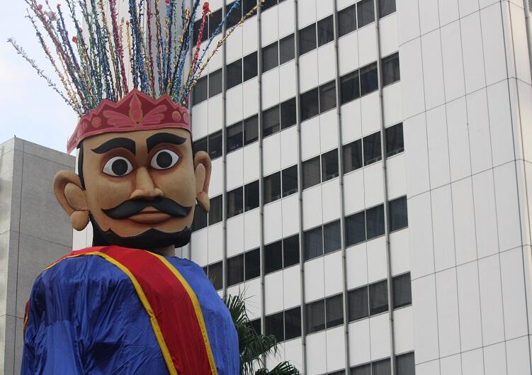 warna warni karnaval jakarta (banyak pic)