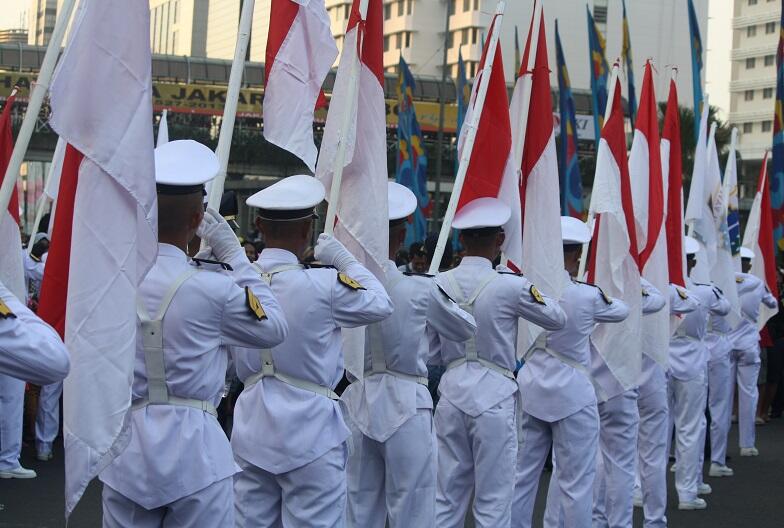warna warni karnaval jakarta (banyak pic)