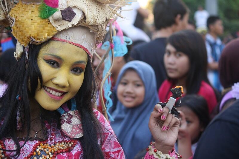 warna warni karnaval jakarta (banyak pic)
