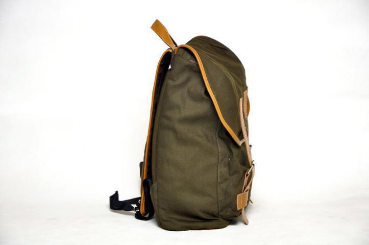 Tas Ransel Laptop Sekolah Pria / Wanita Original Branded FREE ONGKIR - Esgotado