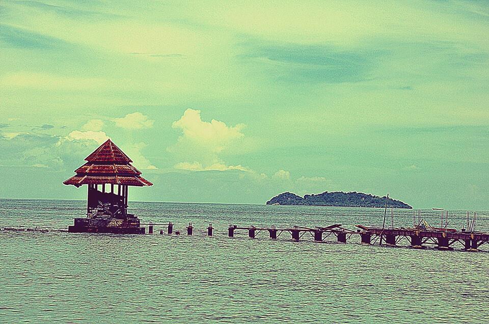  &#91;PUISI WISATA&#93; Pantai Carocok Nan Elok