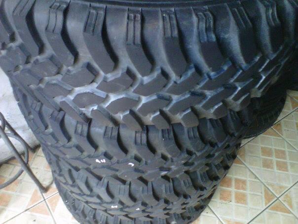 Ban Savero MT 31/10.5 Ring 15 (5buah)