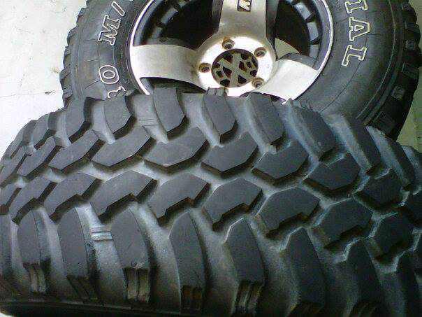 Ban Savero MT 31/10.5 Ring 15 (5buah)