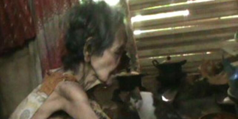 Kasihan nenek ini gan :(
